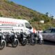 6 motos, un furgón y un coche blanco de tamaran- autoescuela tamaran